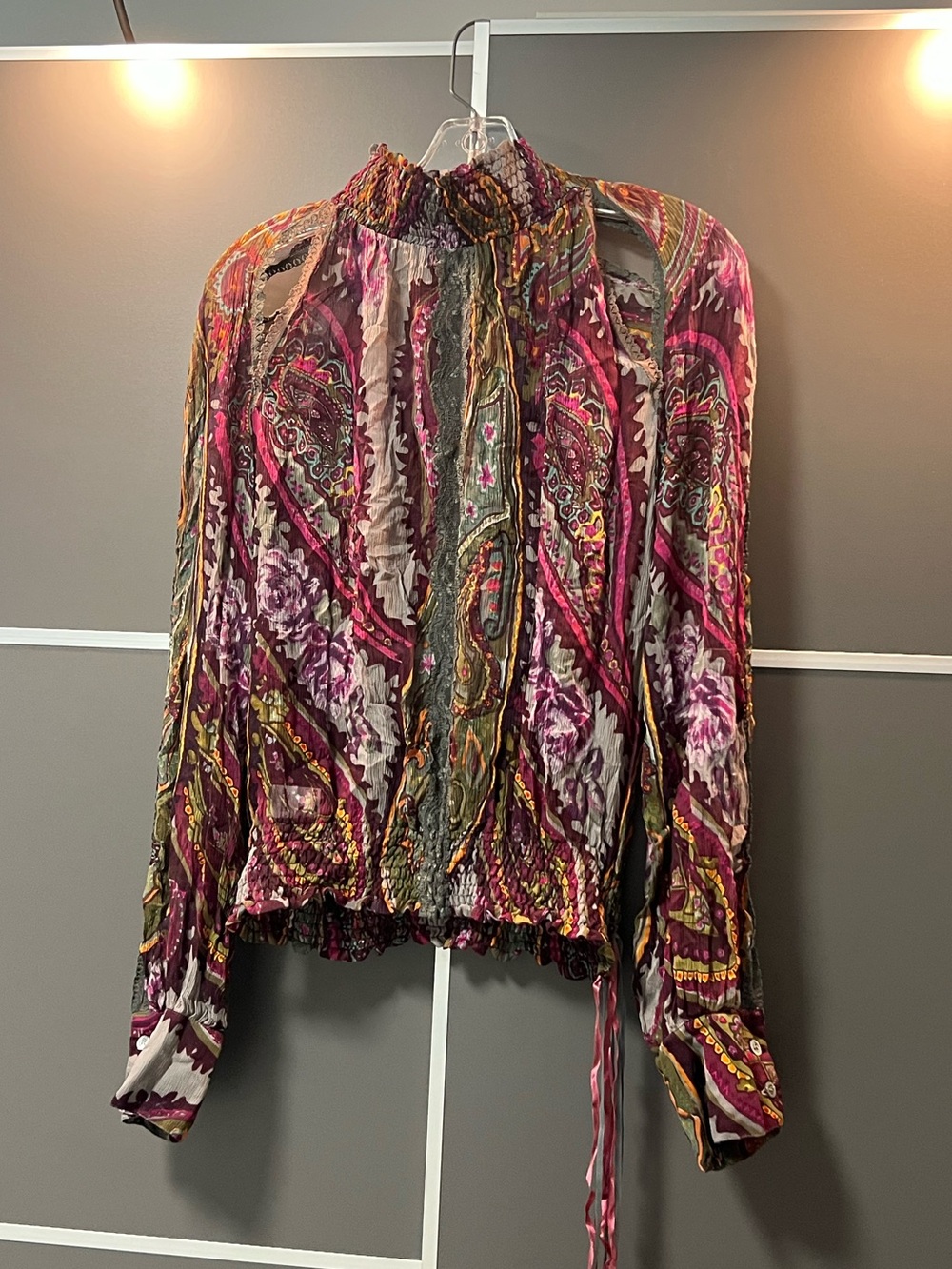 Gaetano Navarra Vibrant Paisley Print Mock-neck Blouse 46